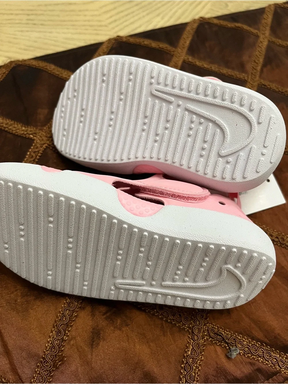 *NWT* Nike Sunray Protect 4 Girls Adjustable Strap Sandals Size 8C